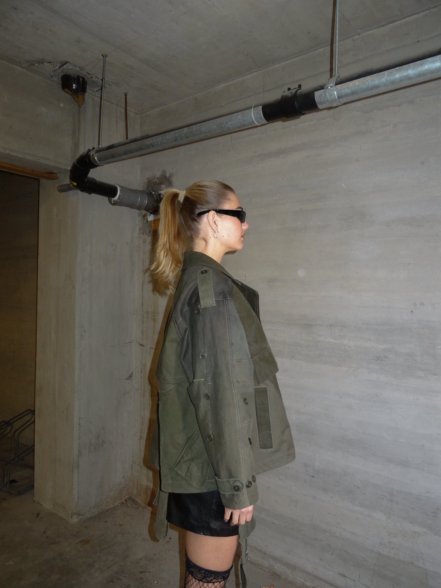Short trenchcoat