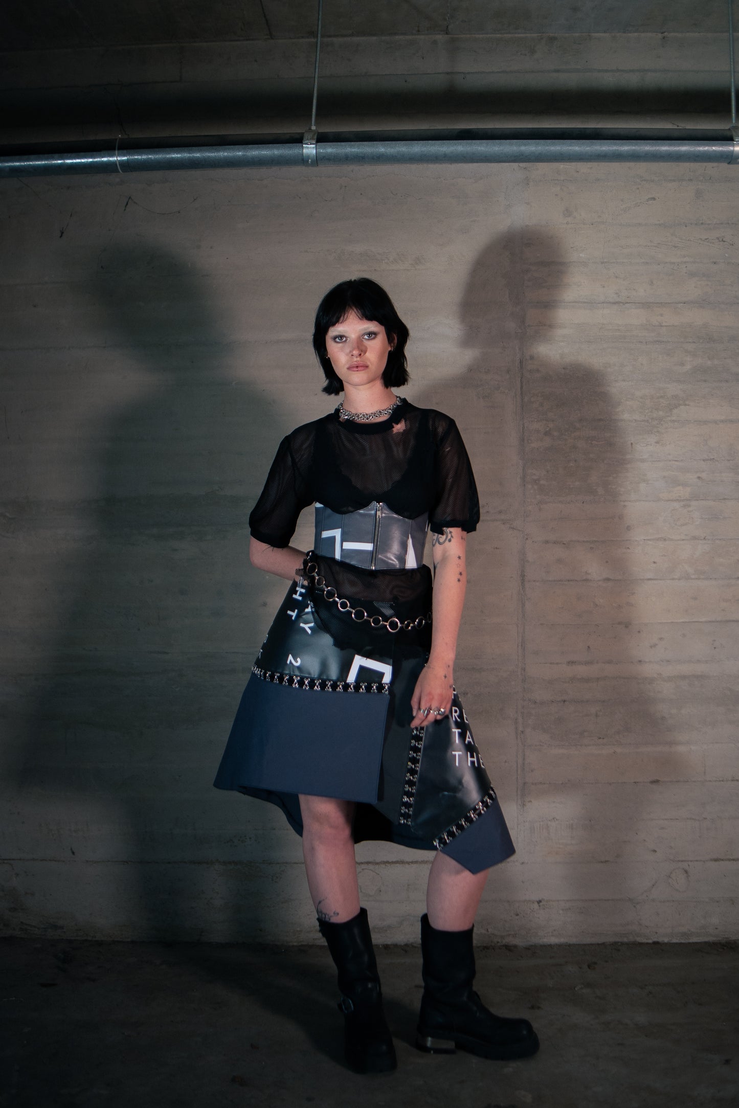 Long overlap skirt