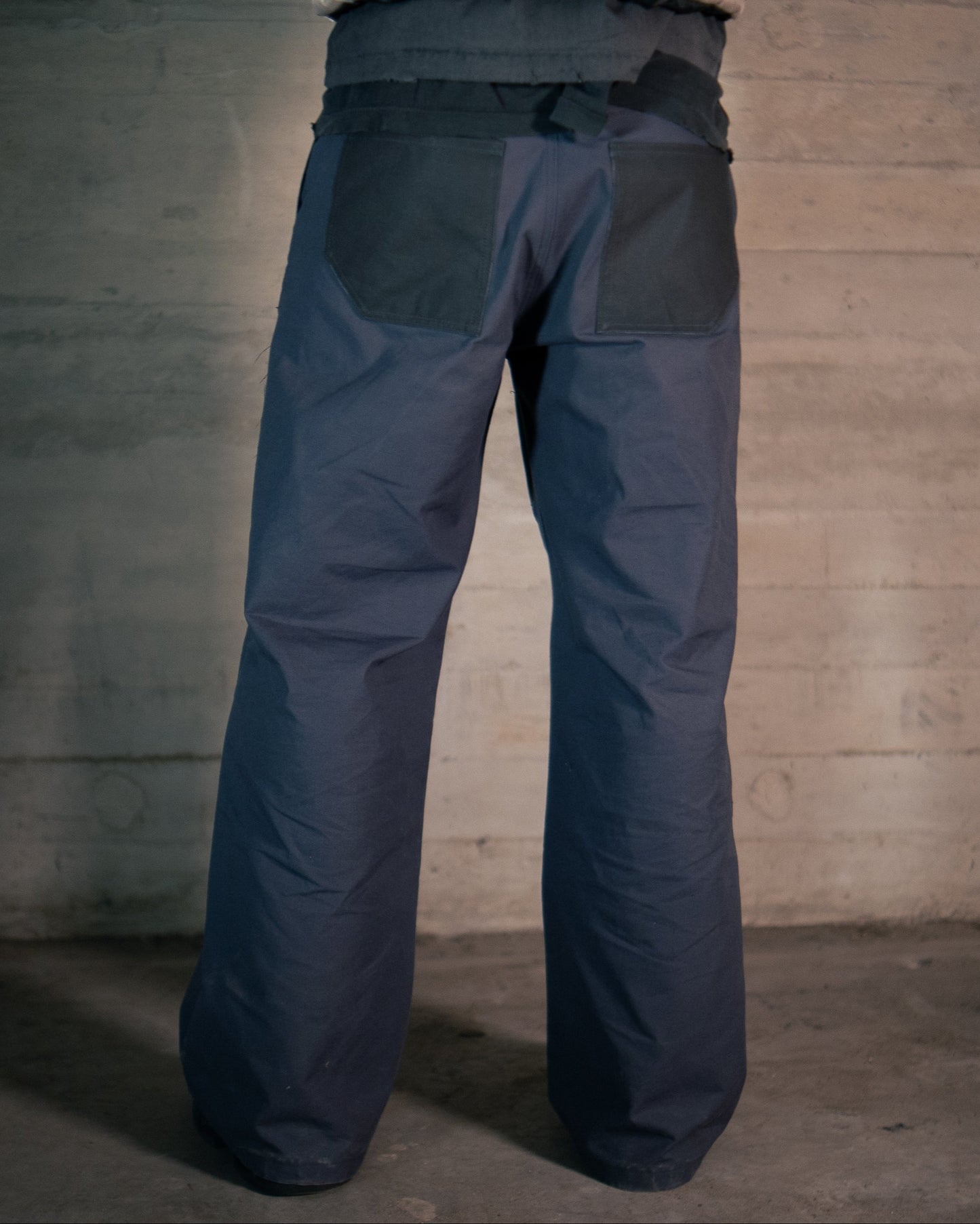 Logo jeans