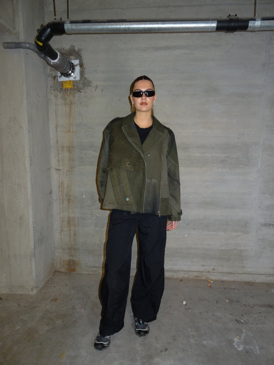 Short trenchcoat