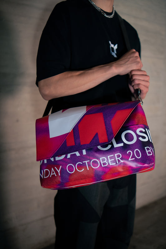 Messenger bag