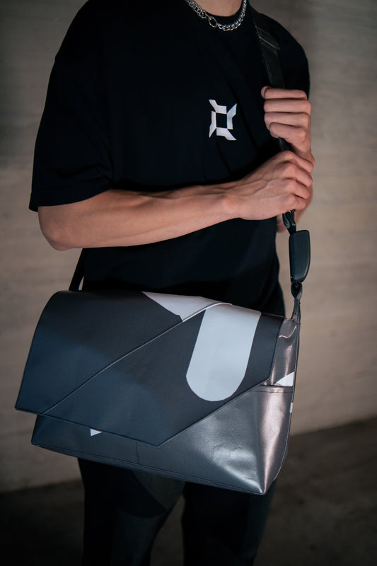 Messenger bag
