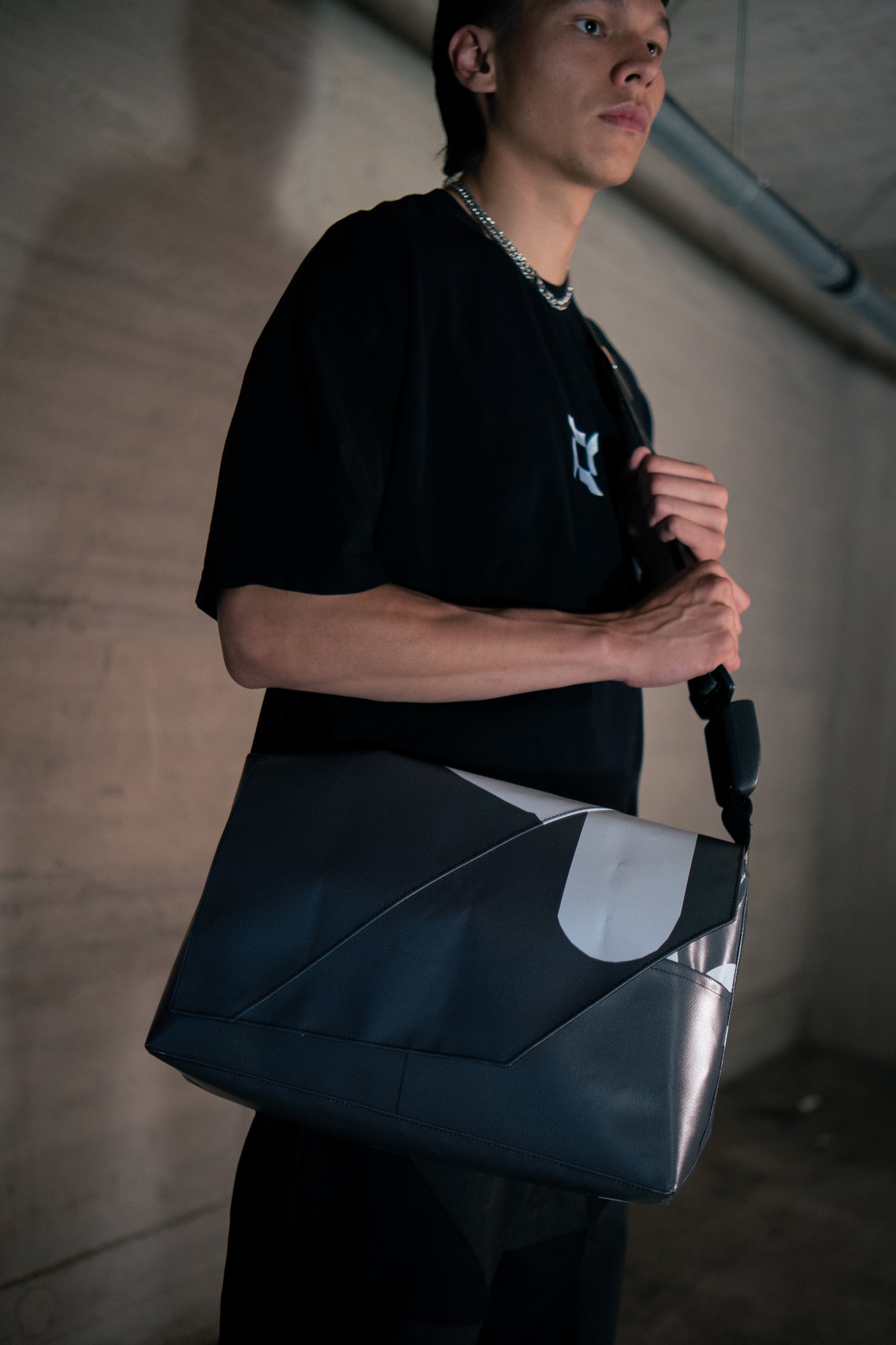 Messenger bag