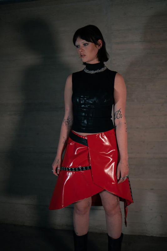 Long overlap skirt
