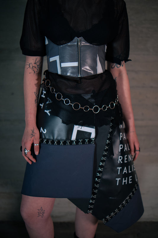 Long overlap skirt