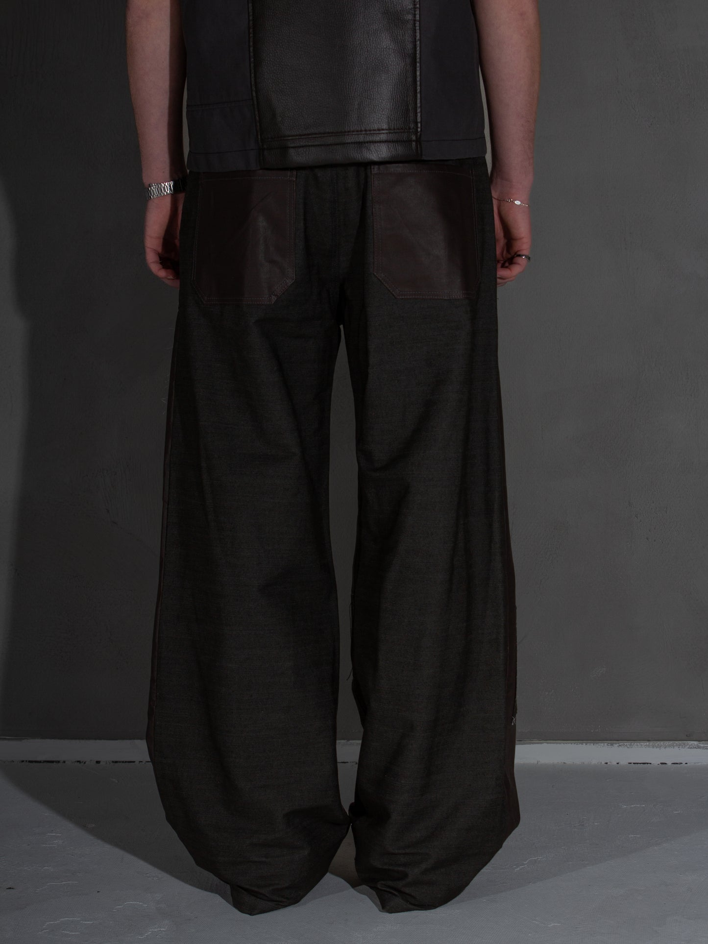 Two-tone Logo Jeans