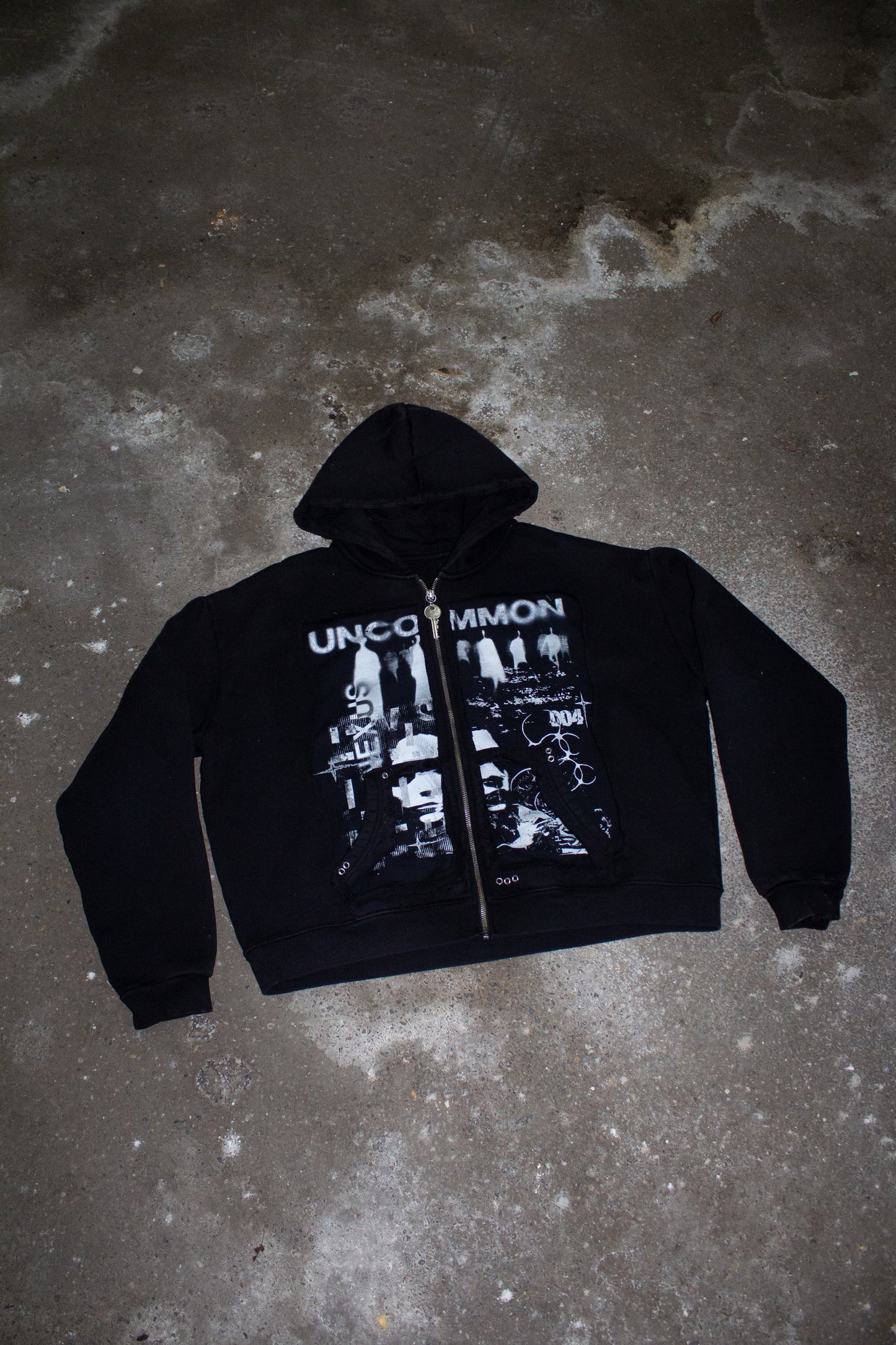 Cut-out hoodie